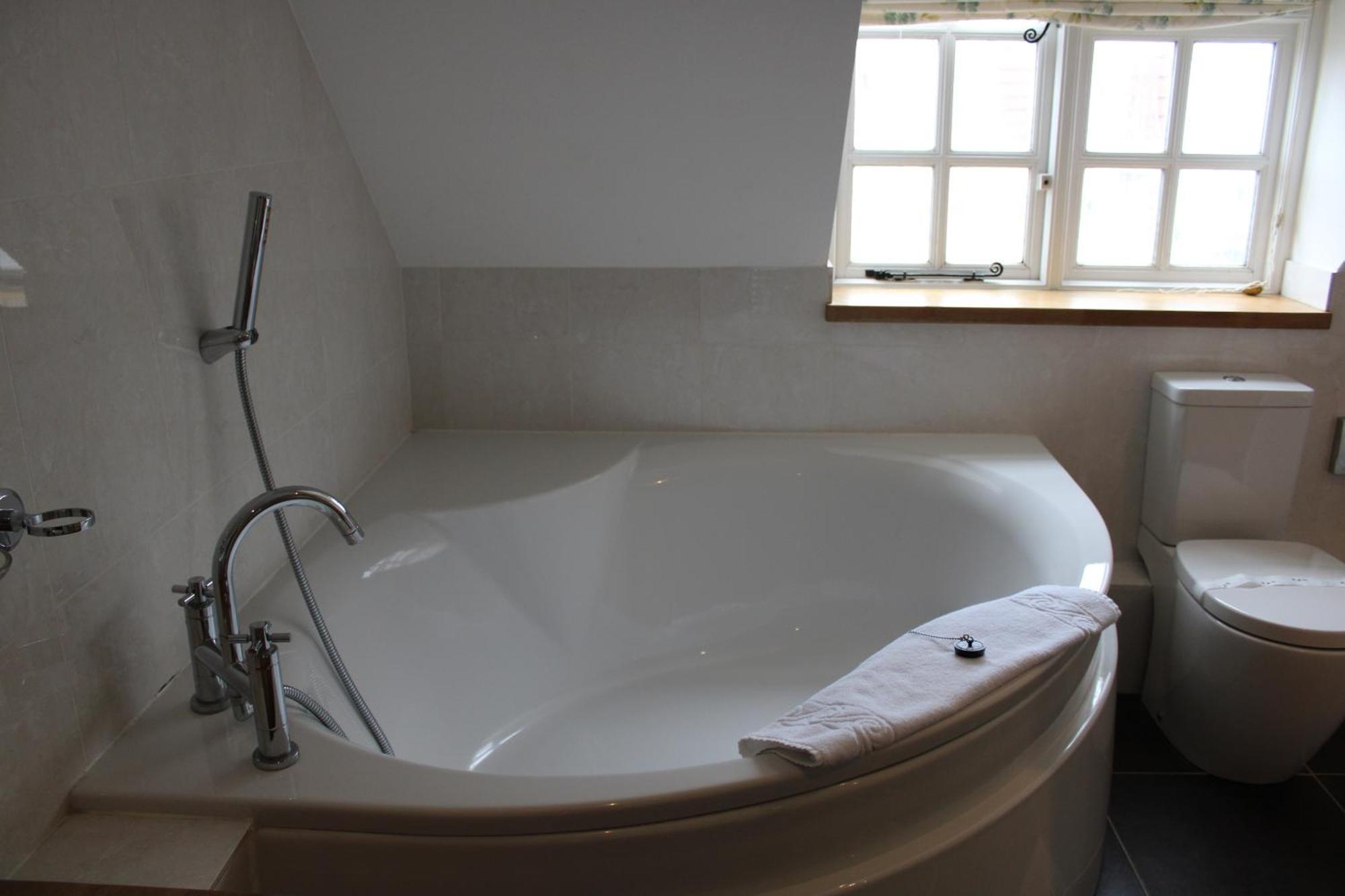 The Chequers Inn Rookley ภายนอก รูปภาพ